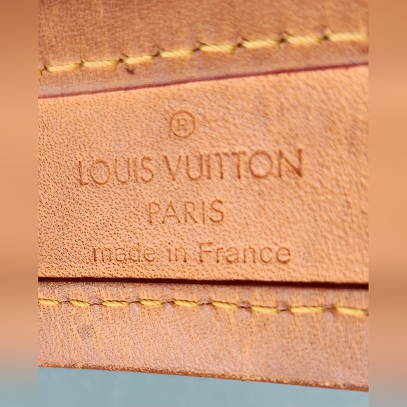 VTG LOUIS VUITTON White Monogram Multicolor 2004 Wide Gold Chunky Latch Bracelet - Picture 14 of 16